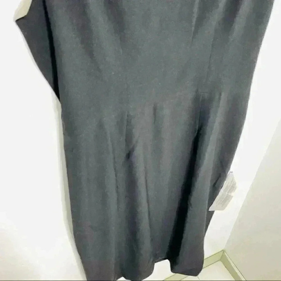 NWT Dress the Population Elle Dress Black Sheath Silhouette Queen Anne Neckline - Picture 4 of 6